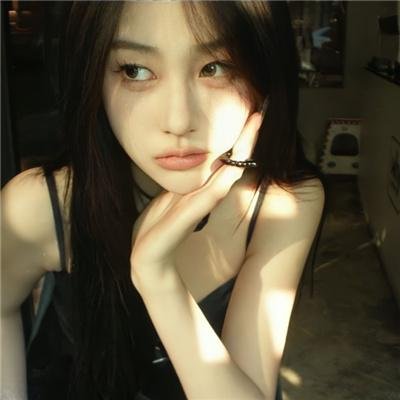 美女荒野逃亡
